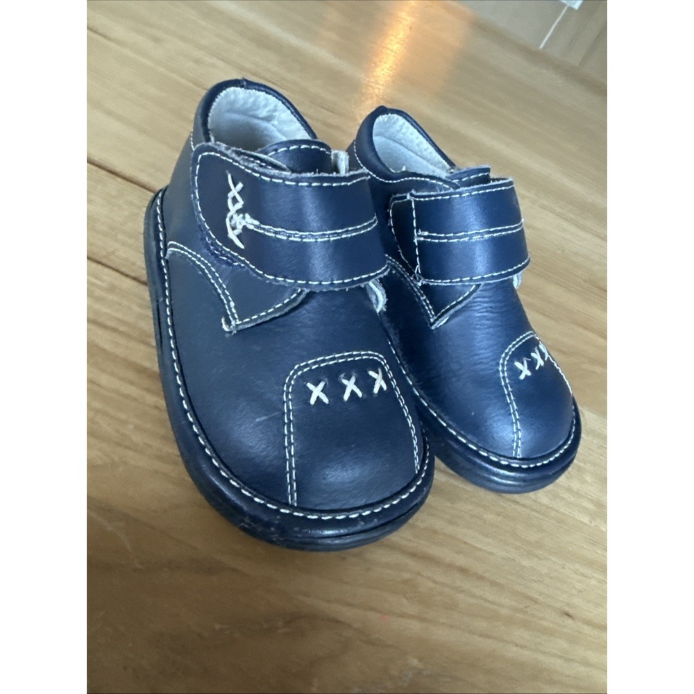 Wee Squeak Toddlers XXX Loafers - size 6- leather. Navy Blue